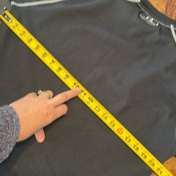 Under armour men’s top Size XL - Picture 3 of 6